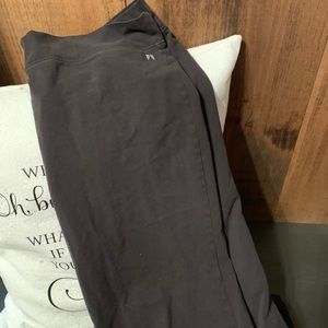 Victoria’s Secret Boot Cut Yoga Pants